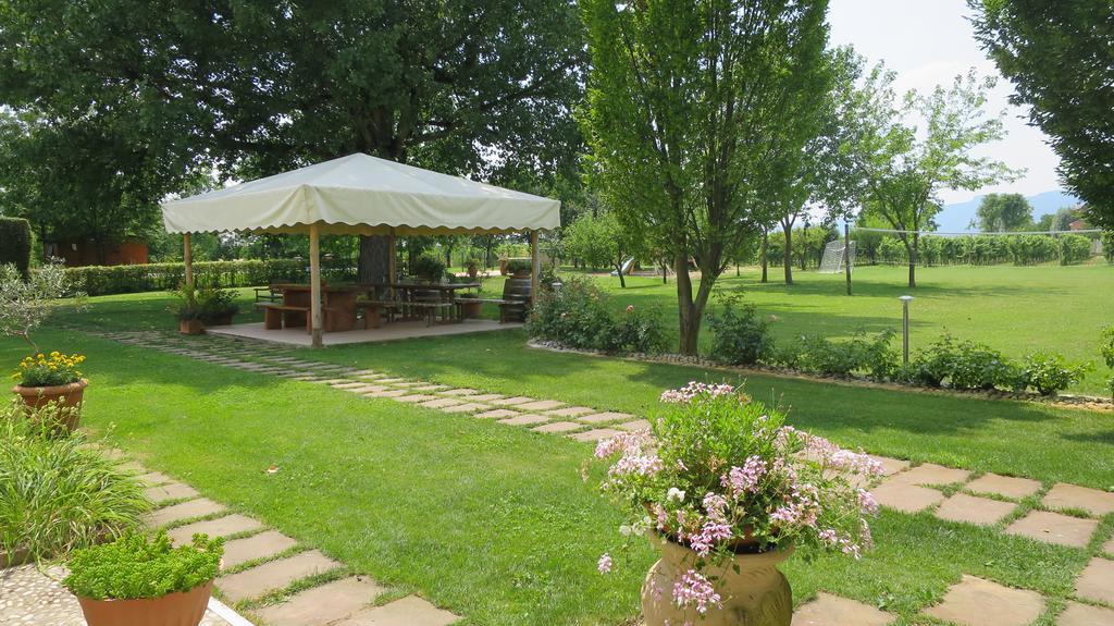 Agriturismo L'Albara - Wines, Pool & Spa Villaganzerla 外观 照片
